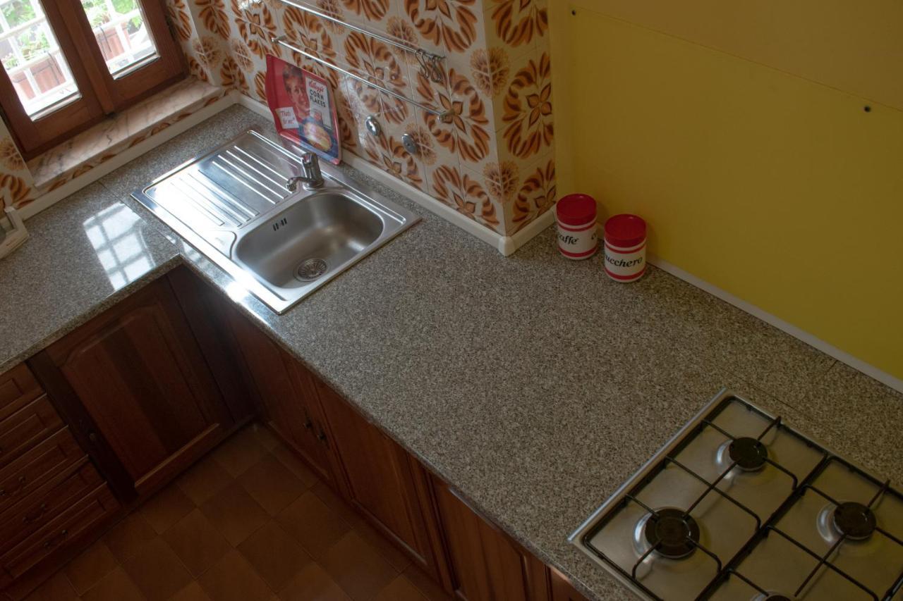 Casa Vacanze "Villa Severina" Iun R6166 R6692 Карбония Экстерьер фото